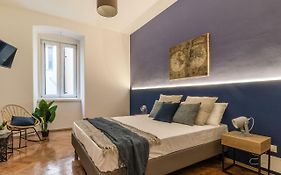 Pregiata Camera Con Bagno Privato - Blu Di Prussia